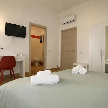 A Casa Di Marco Bed and Breakfast 3*